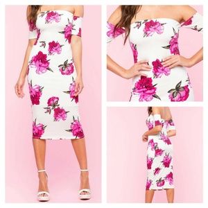 💕Host Pick!💕Peony Bodycon Dress